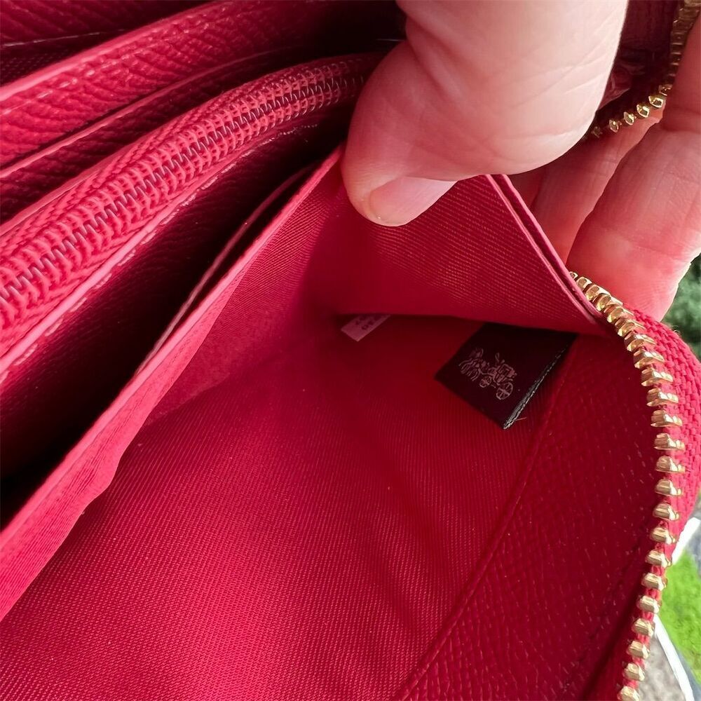 COACH Red Leather Phone Wallet with Gold Hardware EXCELLENT CONDITION AUTHENTIC - Picture 9 of 9